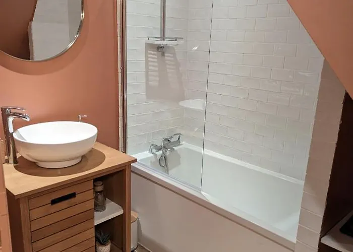 Charmante Maison 3 Avec Cour *